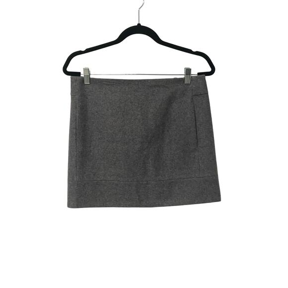 J.Crew Dresses & Skirts - J.Crew Wool Blend Gray Mini Skirt, Size 6. KB337